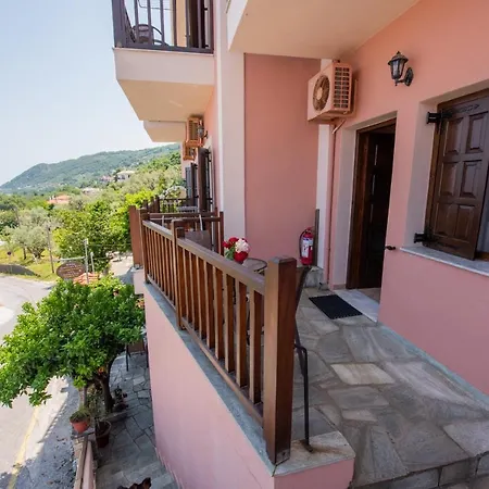 Golden Sun Penzion Agios Ioannis (Thessaly)