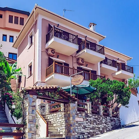 Golden Sun Guest house *